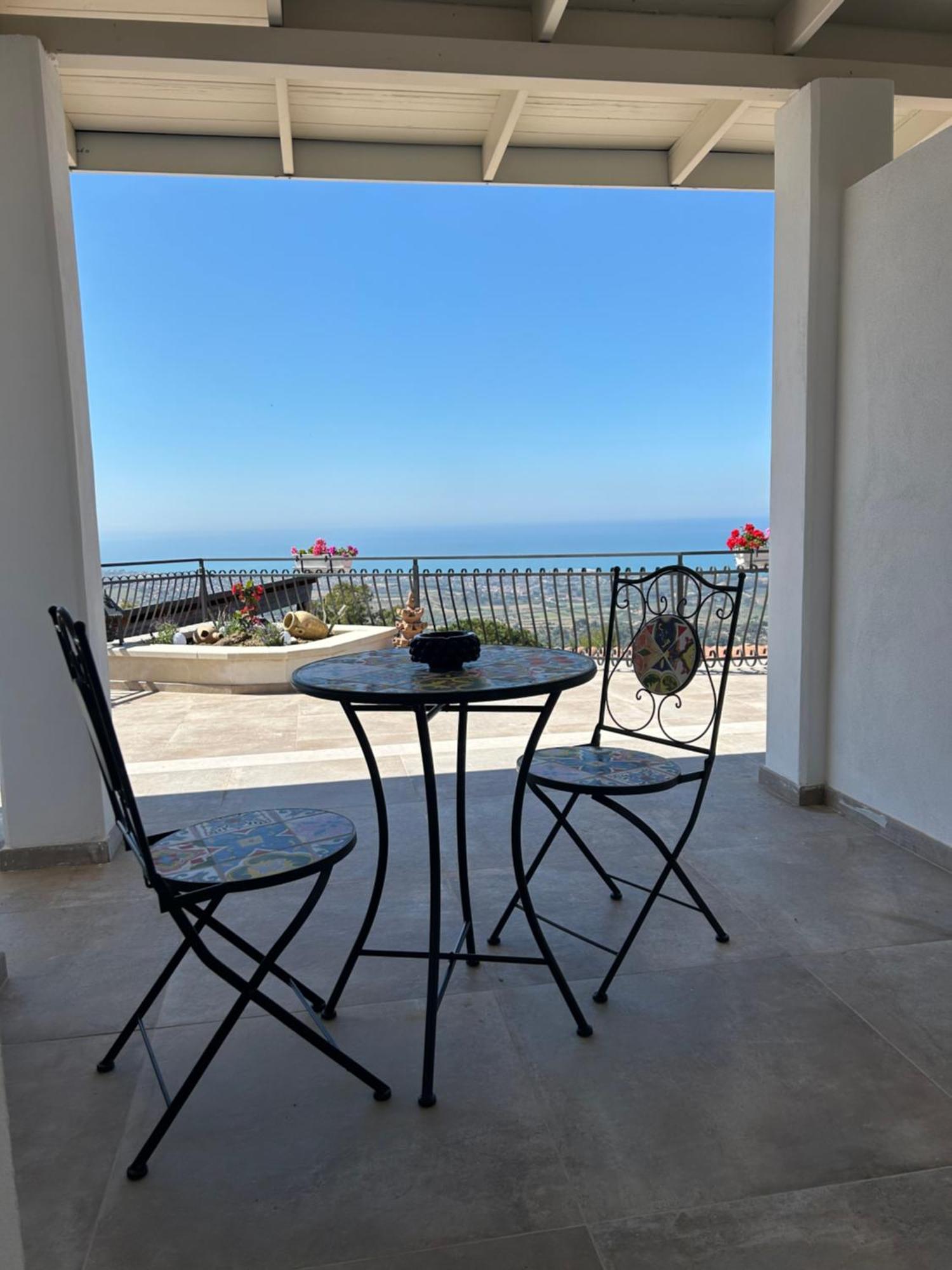 La Casa Di Pippo Flora Bed & Breakfast Agrigento Eksteriør bilde