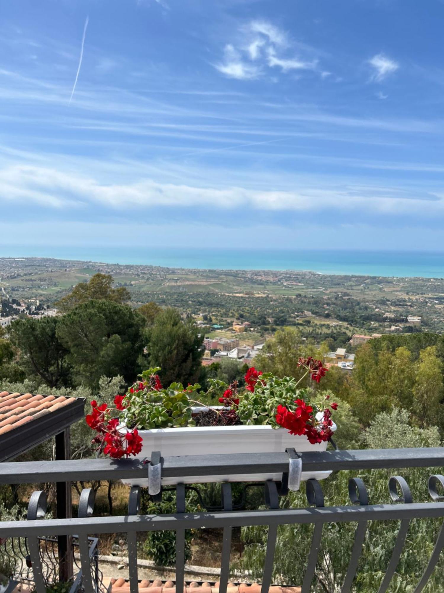 La Casa Di Pippo Flora Bed & Breakfast Agrigento Eksteriør bilde